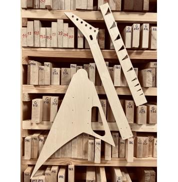 Jackson X Series Rhoads RRX24, 25,5", гриф на болтах (Bolt-On), Heel cut, Floyd Rose FRTS2000, 24 лада, комплект для фрезеровки гитары, фанера 8мм-13