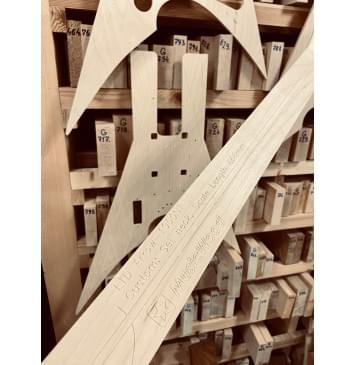 Шаблоны LTD Arrow-1000NT, (Кастом: вклеенный гриф, мензура 666мм), комплект для фрезеровки гитары, фанера 8мм-8