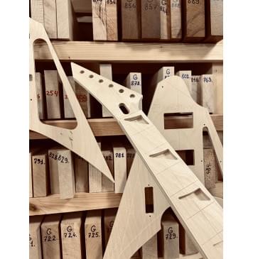 Шаблоны LTD Arrow-1000NT, (Кастом: вклеенный гриф, мензура 666мм), комплект для фрезеровки гитары, фанера 8мм-4