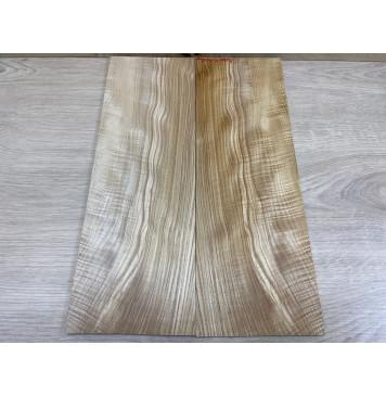 Ясень Оливковый Волнистый заготовка на топ для Тревел гитары Смешанный АА Волна АА 6х145х430 мм - 2 шт. (книжкой)-4