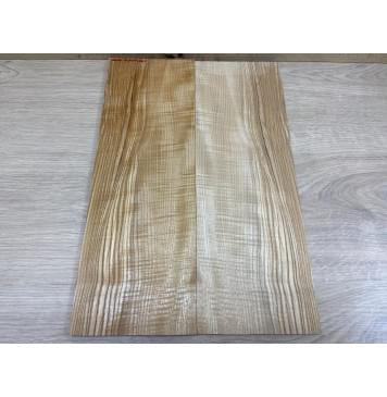 Ясень Оливковый Волнистый заготовка на топ для Тревел гитары Смешанный ААА Волна АА 7,5х145х430 мм - 2 шт. (книжкой)-1