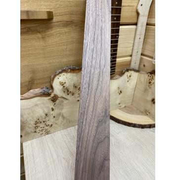 Орех Американский заготовка накладки для электрогитары Смешанный ААА 10х71х620 мм-0