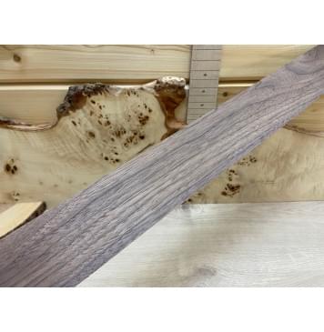 Орех Американский заготовка накладки для электрогитары Смешанный ААА 11х71х620 мм-1