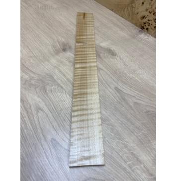 Клён Белый Явор, Волнистый заготовка накладки для электрогитары Радиал АА Волна ААА 8х60х525 мм-0