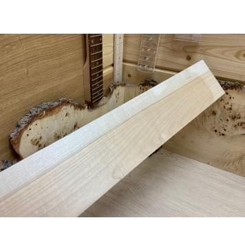 Клён "Гнилой" заготовка накладки для бас-гитары Смешанный АА 8,5х110х740 мм-0