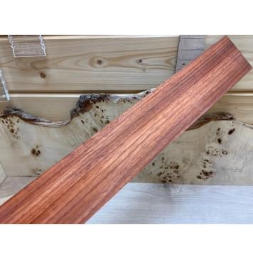 Падук заготовка накладки для бас-гитары Радиал А 10х82х750 мм-2