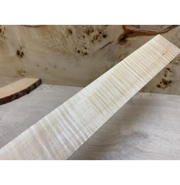 Клён Белый Явор, Волнистый заготовка накладки для электрогитары Радиал А  Волна ААА 8х65-55х520 мм-1