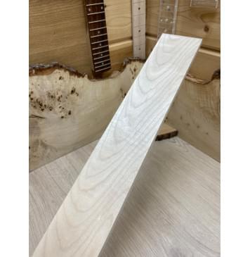 Клён Белый заготовка накладки для электрогитары Тангент АА 8х74х530 мм-2