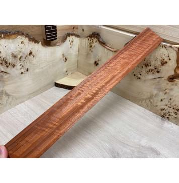 Падук Волнистый заготовка накладки для электрогитары Радиал ААА Волна А 7х74х580мм-2