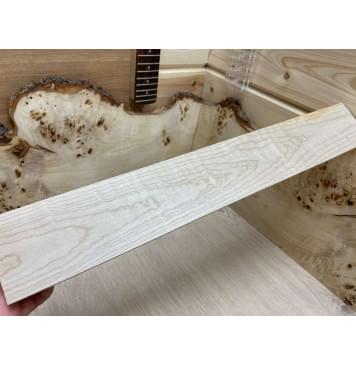 Клён Белый заготовка накладки для электрогитары Тангент ААА 8х75х530мм-0