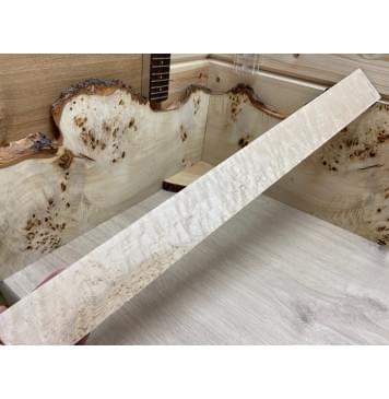 Клён "Птичий Глаз" заготовка накладки для бас-гитары 9х70х700мм-1