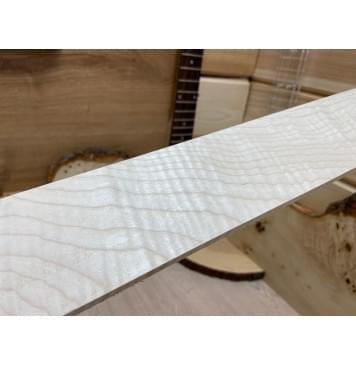 Клён Белый Явор, Волнистый заготовка накладки для электрогитары Смешанный ААА Волна ААА 7,5х65х835 мм-0