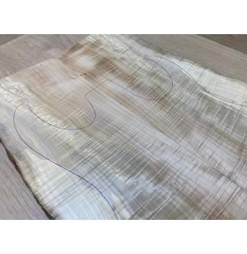 Клён Американский Волнистый заготовка на топ Смешанный А Волна АА 15х180-147х550 мм - 2 шт. (книжкой) АКЦИЯ-9