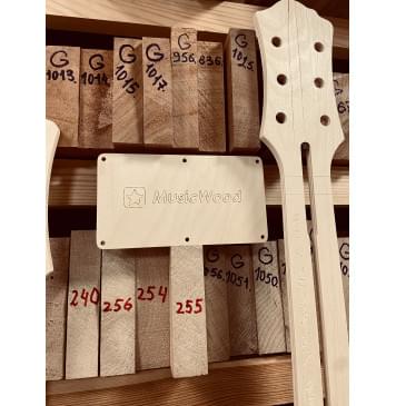 B.C. Rich Guitars Mockingbird LEGACY ST, Schaller Floyd Rose Tremolo, 24,75", Neck-Thru, 24 лада, полный комплект для фрезеровки гитары, фанера 8мм-9