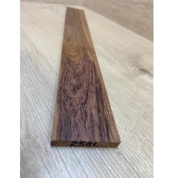 Палисандр Мадагаскарский заготовка накладки для электрогитары Тангент АА 10.5х70х585 мм-1