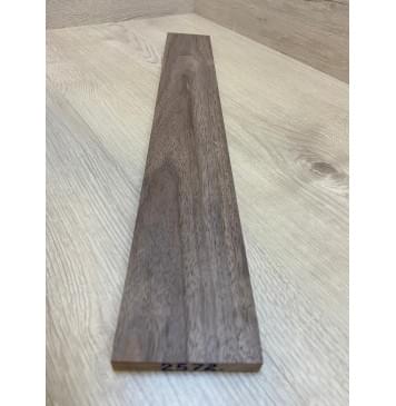 Орех Американский заготовка накладки для электрогитары Тангент АА 12.5х81-76х554 мм-2