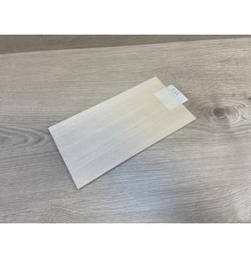 Клён Белый заготовка накладки на головку грифа Радиал ААА 4х120х220 мм-2