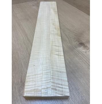 Клен Белый Явор, Волнистый заготовка грифа безголовой гитары Радиал АА Волна ААА 25.5х(40-21-40)х575 мм - из 3х частей (АКЦИЯ)-9