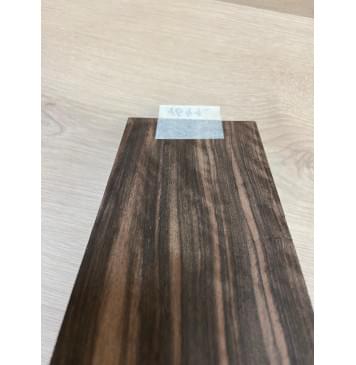 Эбен Чёрный (шлифованная) заготовка накладки на головку грифа Радиал АА 2.5х95х205 мм-4