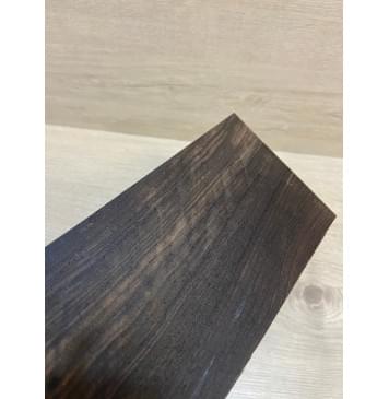 Эбен Чёрный Волнистый (шлифованная) заготовка накладки на головку грифа Радиал ААА Волна АА 2х97х205 мм-6