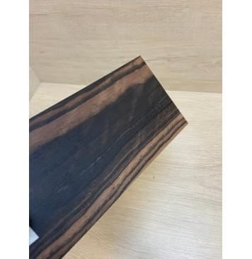 Эбен Чёрный (шлифованная) заготовка накладки на головку грифа Радиал АА 2.5х98х200 мм-4