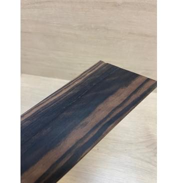 Эбен Чёрный (шлифованная) заготовка накладки на головку грифа Радиал АА 2.5х98х200 мм-5