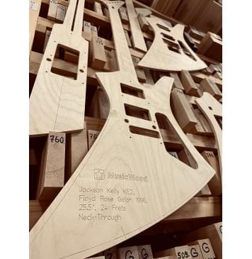 Jackson Kelly KE2, Floyd Rose Gotoh 1996, Мензура 25.5", 24 лада, сквозной гриф, комплект для фрезеровки гитары, фанера 8мм-6