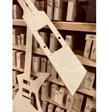 Jackson Kelly KE2, Floyd Rose Gotoh 1996, Мензура 25.5", 24 лада, сквозной гриф, комплект для фрезеровки гитары, фанера 8мм-1