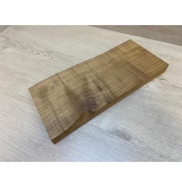 Клён Печёный Волнистый 180гр заготовка на топ для Тревел гитары Радиал А Волна АА 26.5х140х350 мм (1шт под распил) Уценка-сучки,трещина-7