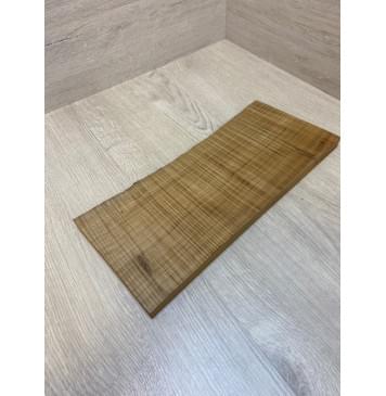 Клён Печёный Волнистый 180гр заготовка на топ для Тревел гитары Радиал А Волна ААА 17.5х157-145х360 мм (1шт под распил) Уценка-сучок-8