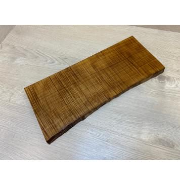 Клён Печёный Волнистый 180гр заготовка на топ для Тревел гитары Радиал А Волна ААА 17.5х157-145х360 мм (1шт под распил) Уценка-сучок-10