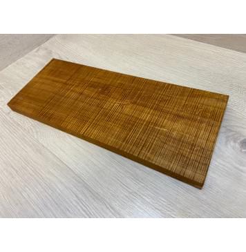 Клён Печёный Волнистый 180гр заготовка на топ для Тревел гитары Радиал А Волна ААА 15х152х365 мм (1шт под распил) Уценка-сучок-9