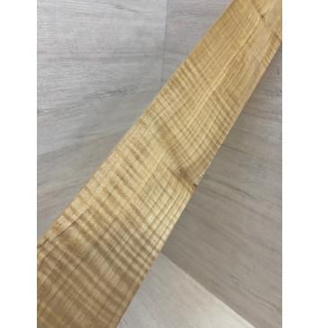 Клён Американский Волнистый Печёный 180гр заготовка накладки для бас-гитары Радиал А Волна АА 11х78-68х665 мм (Уценка-сучки)-10