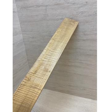 Клён Американский Волнистый Печёный 180гр заготовка накладки для бас-гитары Радиал А Волна АА 11х79х665 мм (Уценка-сучки)-7