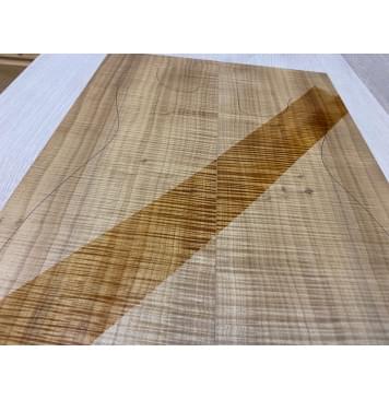 Клён Американский Волнистый Печёный 180гр заготовка на топ Радиал А Волна ААА 26х177х510 мм - 2 шт (книжкой) (Уценка-сучки)-8