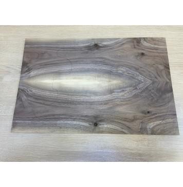 Орех Американский Заболонь Волнистый заготовка на топ Смешанный А Волна А 10х180х535 мм - 2 шт. (книжкой) Уценка-сучки-3