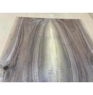 Орех Американский Заболонь Волнистый заготовка на топ Смешанный А Волна А 10х180х535 мм - 2 шт. (книжкой) Уценка-сучки-6