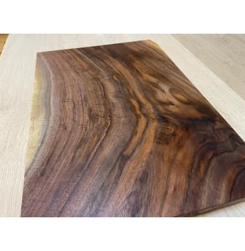 Орех Американский Волнистый заготовка на топ Смешанный АА Волна А 21х360-356х515 мм - (цельный)-9