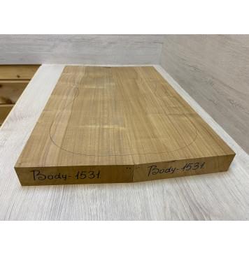 Клён Печёный 180 гр заготовка корпуса Радиал А 47х197-177х540 мм (2шт) Уценка-сучки-2