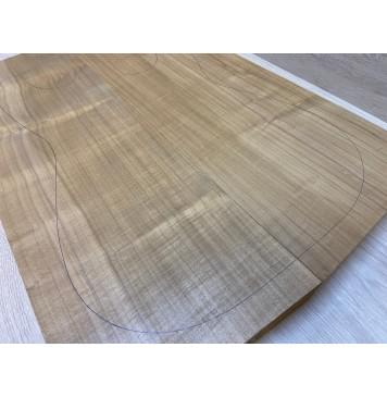 Клён Печёный 180 гр заготовка корпуса Радиал А 47х197-177х540 мм (2шт) Уценка-сучки-5