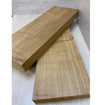 Клён Печёный 180 гр заготовка корпуса Радиал А 47х197-177х540 мм (2шт) Уценка-сучки-4