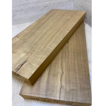 Клён Печёный 180 гр заготовка корпуса Смешанный А 46.5х250-217х540 мм (2шт) Уценка-сучки-9