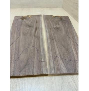 Орех Американский заготовка на топ Тангент А 10х193-143х460-430 мм - 2 шт. (книжкой) Уценка-сучки-1