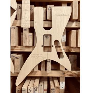 B.C. Rich Guitars Stealth Legacy, 6 strings, 24 лада, 24,75", Bolt-on, Ponte Floyd Rose Flutuante Ronsani Guitarra Preta Completa, полный комплект для фрезеровки гитары, фанера 8мм-2