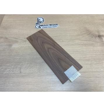 Орех Американский заготовка накладки на головку грифа Тангент ААА 3.3х110-100х280 мм-1