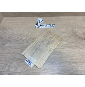 Клён Американский Волнистый заготовка накладки на головку грифа Смешанный ААА Волна АА 4х120х205 мм (Уценка-трещины)-0