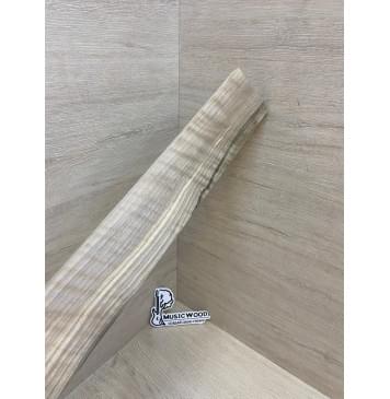 Орех Грецкий Волнистый Заболонь заготовка накладки для электрогитары Радиал АА Волна АА 11х73х565 мм-11