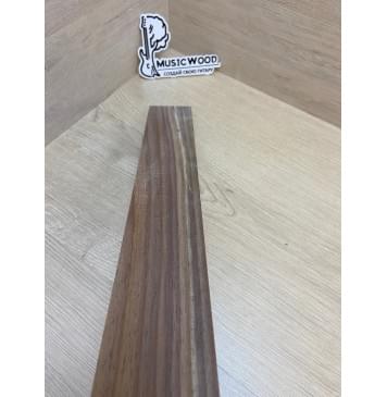 Орех Американский Заболонь заготовка накладки для электрогитары Радиал АА 9.5х63х525 мм-4