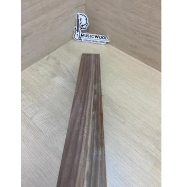 Орех Американский Заболонь заготовка накладки для электрогитары Радиал АА 9.5х63х525 мм-8