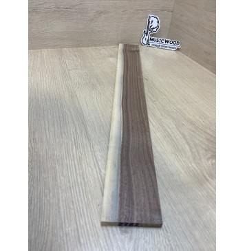 Орех Американский Заболонь заготовка накладки для электрогитары Радиал АА 9х66х585 мм-2